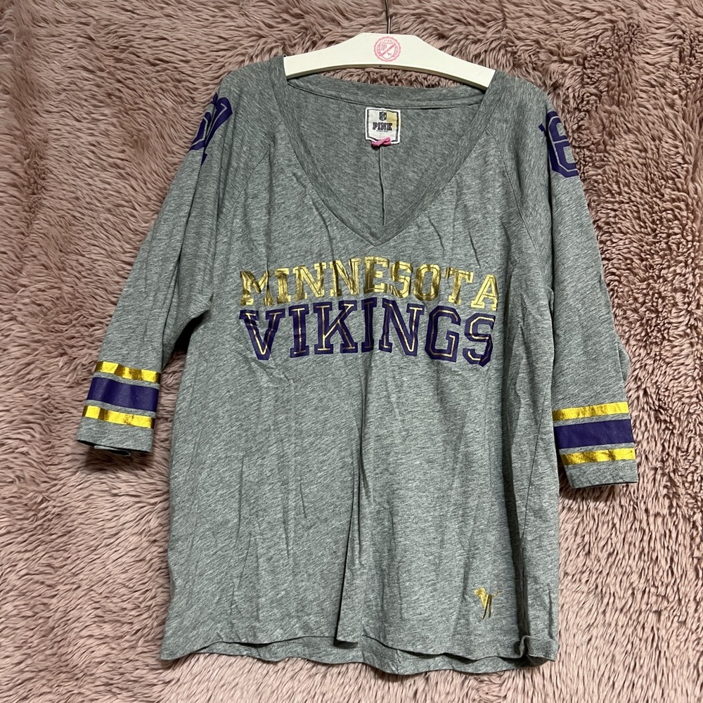 PINK By Victorias Secret Minnesota Vikings Top❌​